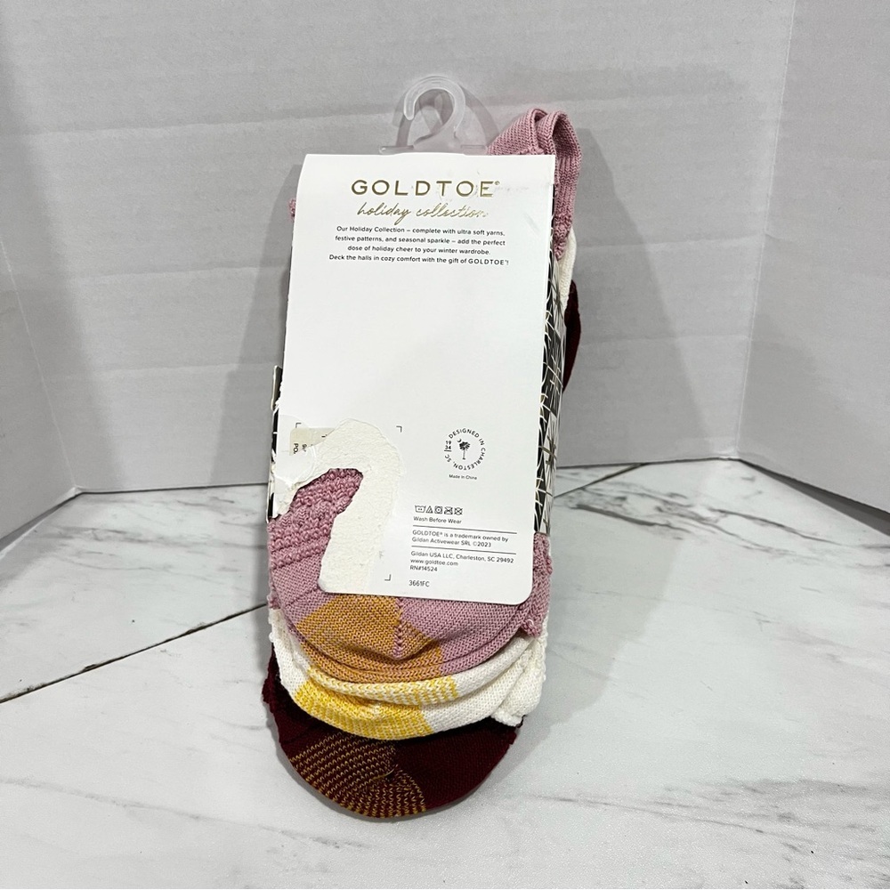 Goldtoe Holiday Collection Crew Socks 3 Pair Textured Size Fit Shoe 6-9 - Picture 6 of 6